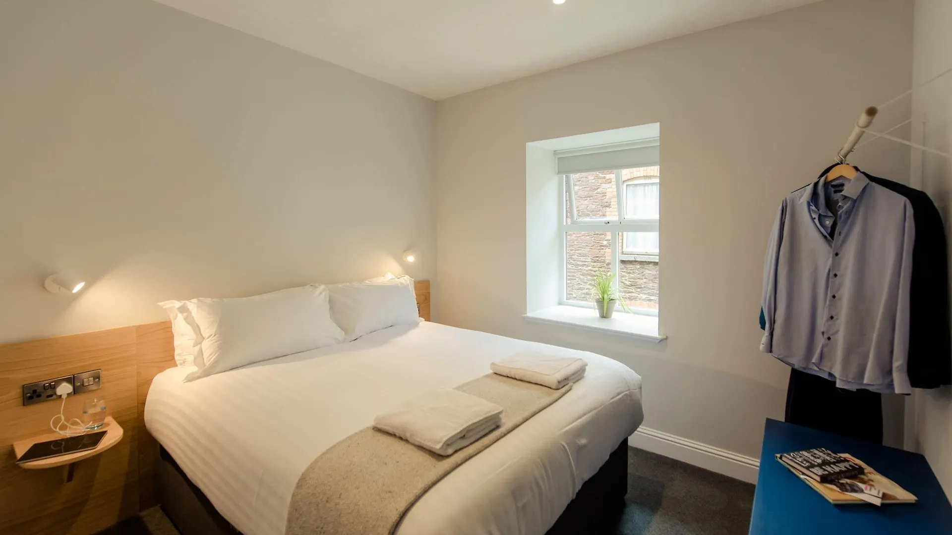 Hotel Isaacs Cork City