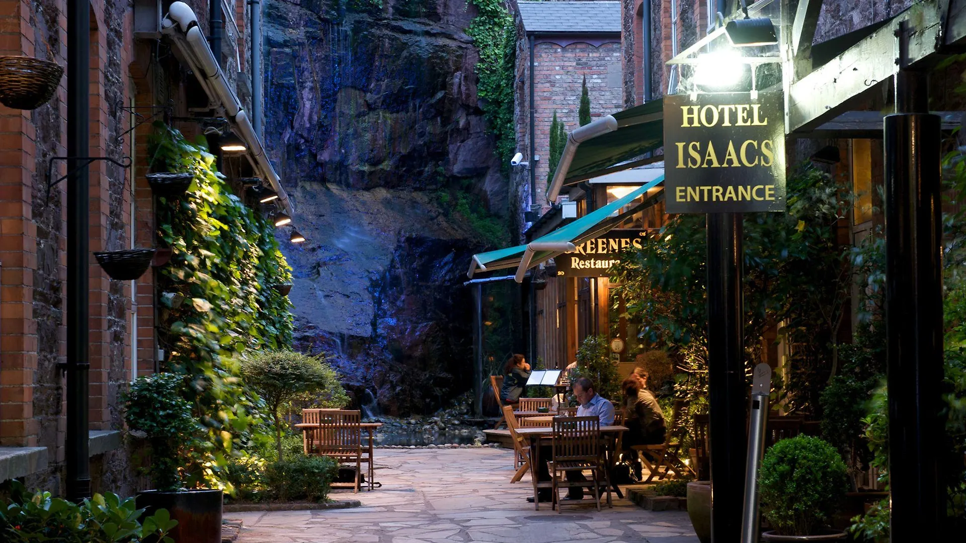 Hotel Isaacs Cork City 3*,