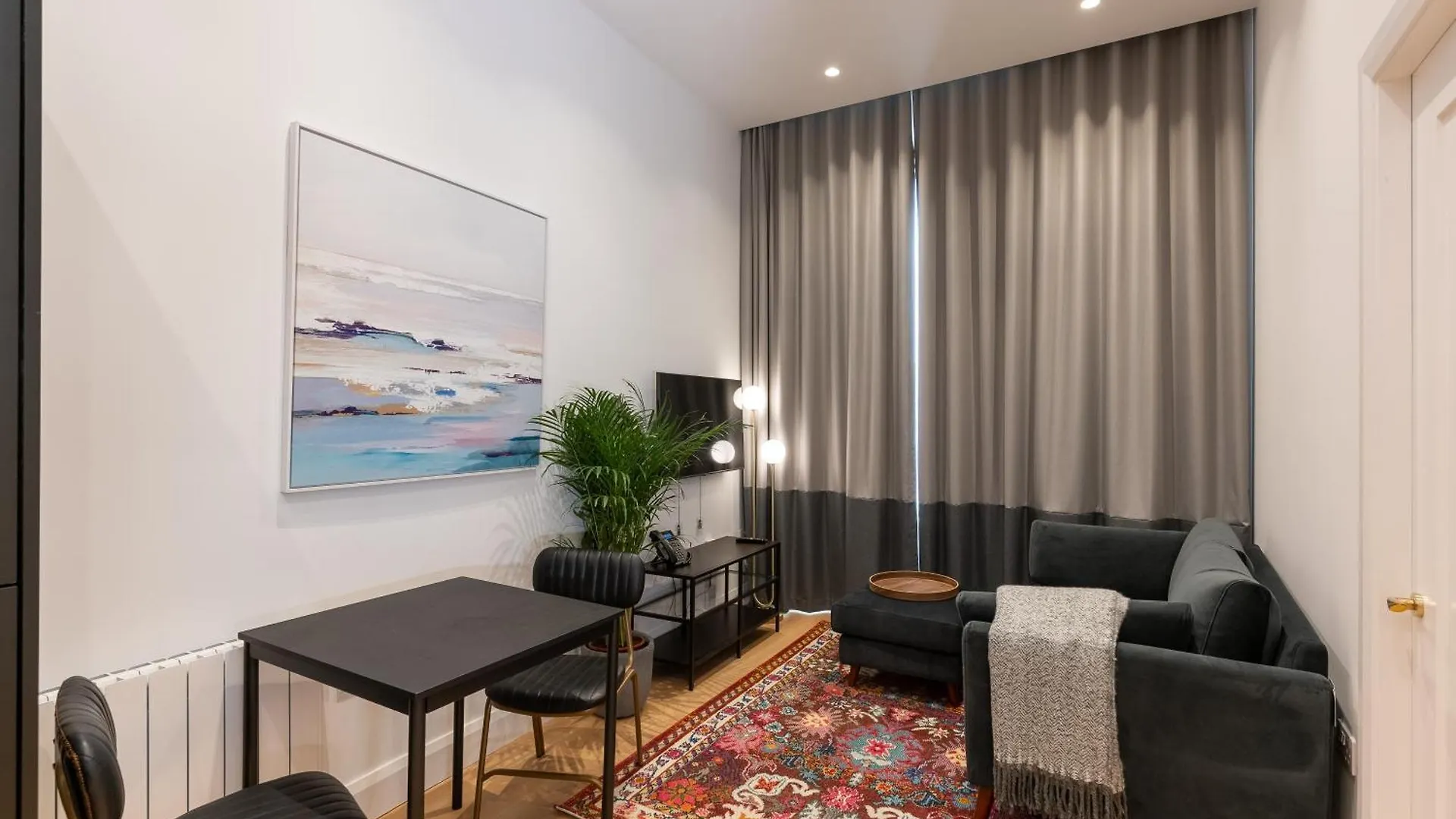 Hotel Isaacs Cork City