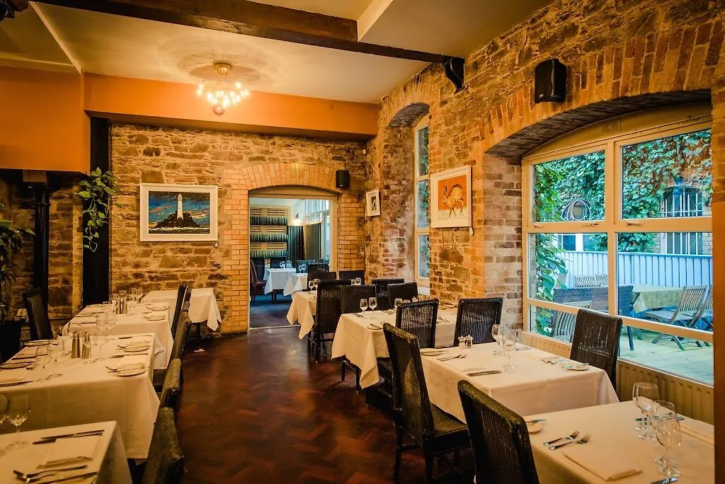 Hotel Isaacs Cork City 3*,  Ireland